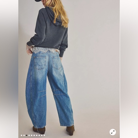 We The Free Good Luck Barrel Jeans Size 27 NWT - Ultra Light Beam - Picture 2 of 13